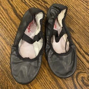 CAPEZIO Black Ballet Slippers